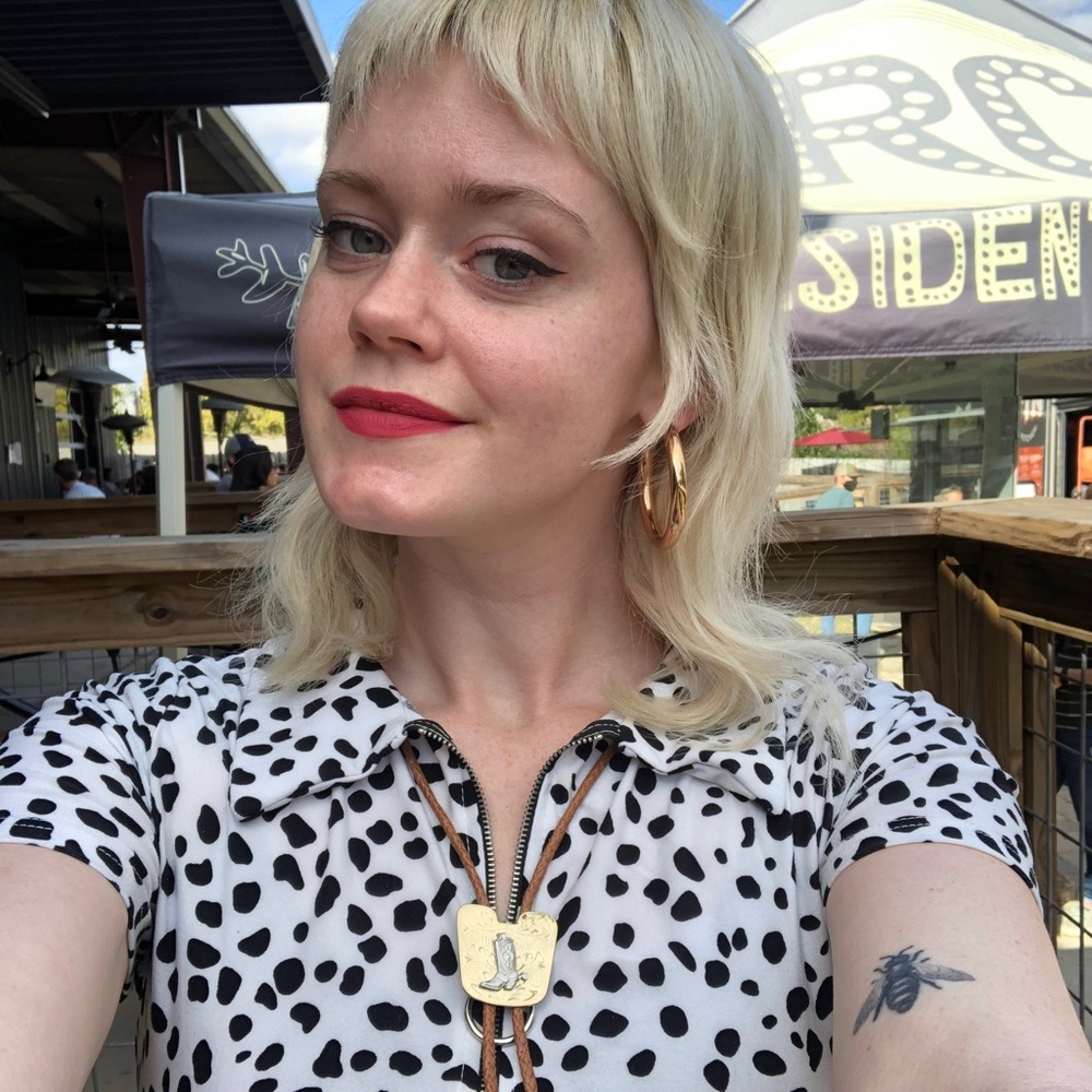 Meet your Posher, Lauren